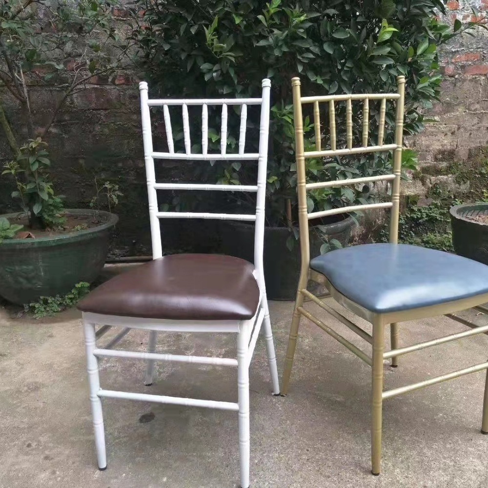 Eleganter Goldener Bambusstuhl – Outdoor Furniture Rental For Party Bewertung und Preis